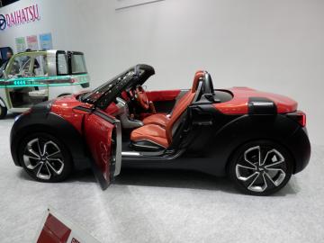 DAIHATSU_D-X DAIHATSU_D-X