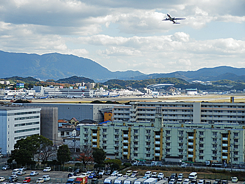 屋上から見える福岡空港