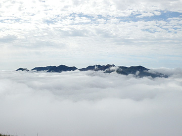 九重連山