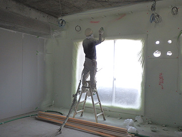 3階断熱材施工 3階断熱材施工