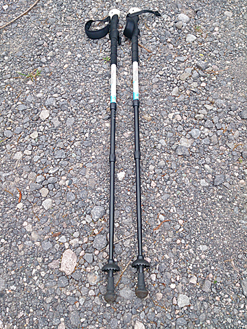 トレッキングポール